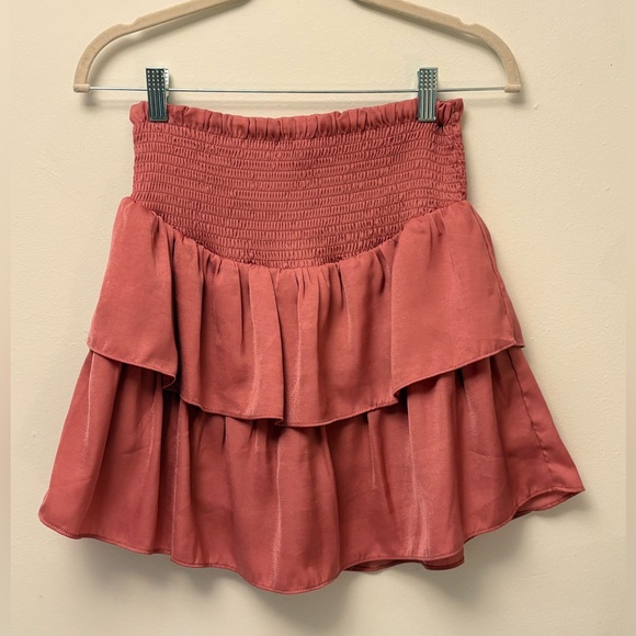 Dee Elly Dresses & Skirts - Dee Elly Pink Tiered Ruffle Shirred Waist Mini Skirt Sz Small Preowned